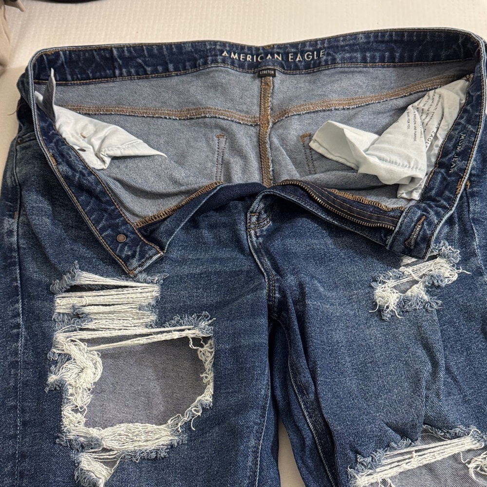 American Eagle Outfitters High Rise Distressed Blue Jeans